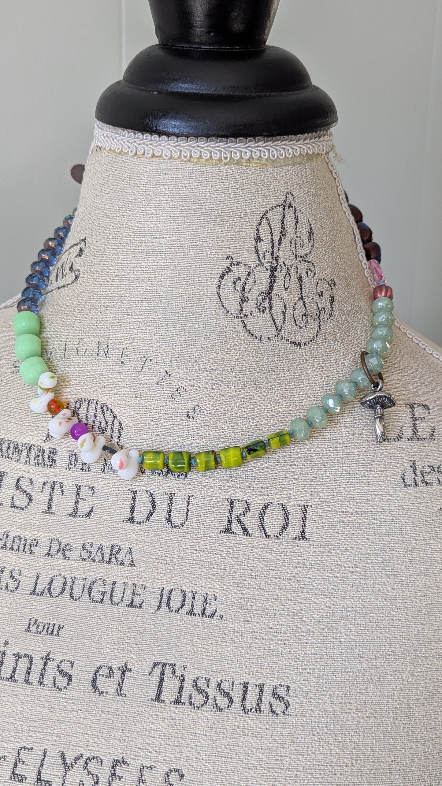 Knotted Necklace with Mushroom