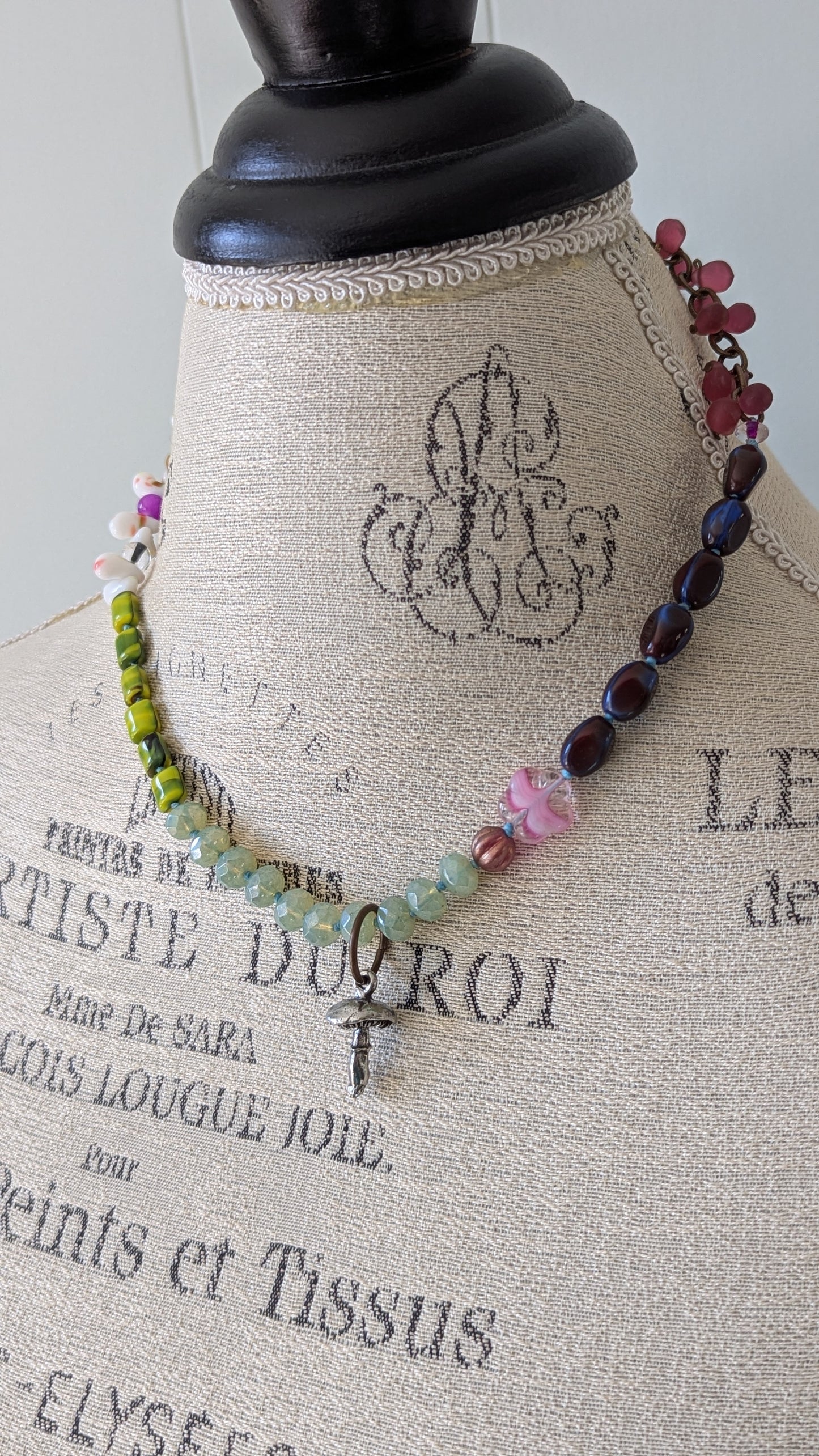 Knotted Necklace with Mushroom
