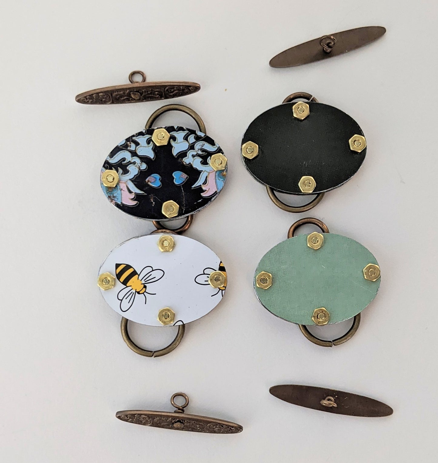 Tin Snippets DOG SERIES Riveted Toggle Clasps