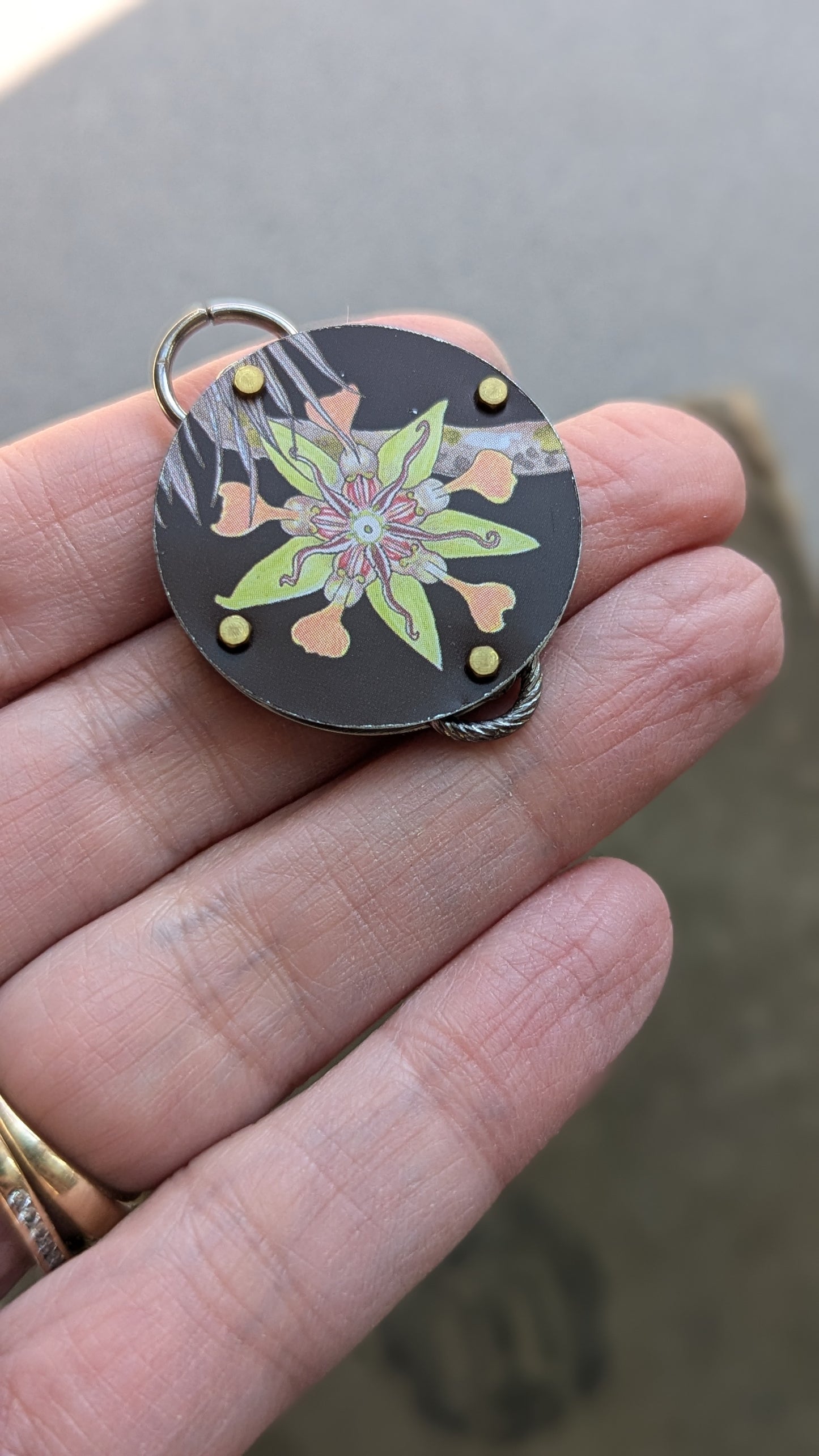 Tin Snippets PeekaBoo Pendant